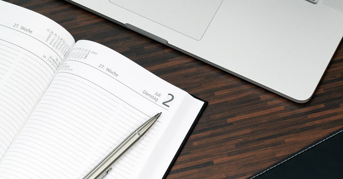 A Booking Request Tracker For Solo Tutors contextual article image for Bookedly.